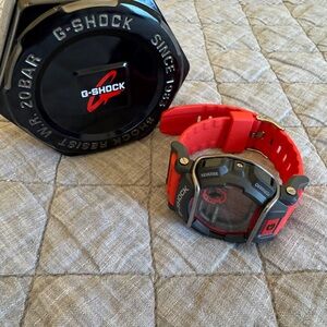 G-Shock Black and Red Smartwatch